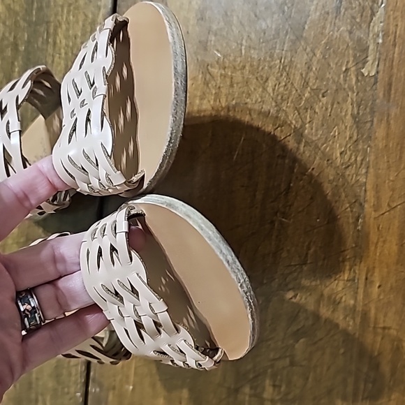 Ancient Greek Sandals - Picture 5 of 10